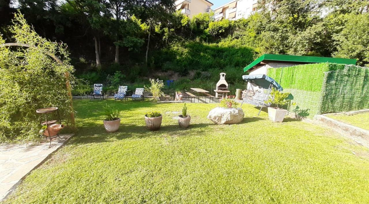Casa Della Nonna Apartamento Abbadia Lariana Exterior foto